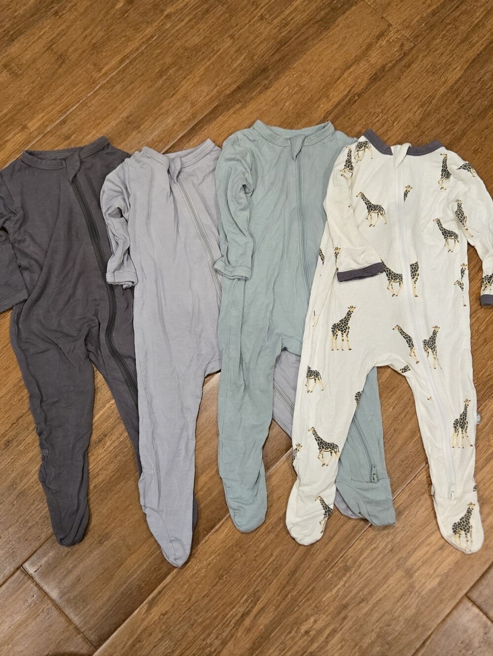 Kyte Baby Double Zipper Footie Pajama Bodysuits SET Of 4